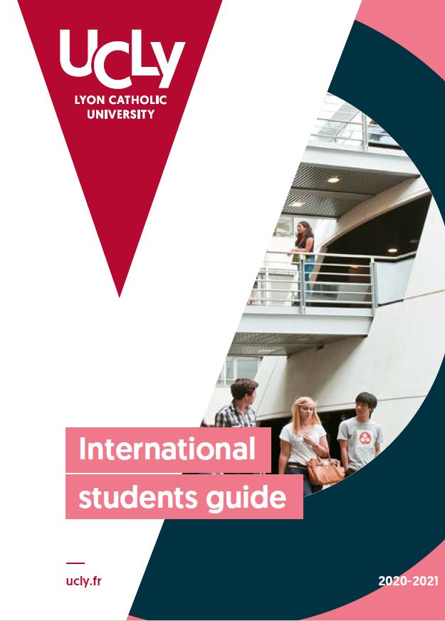 1ère de couverture du guide d'accueil des étudiants internationaux - UCLY