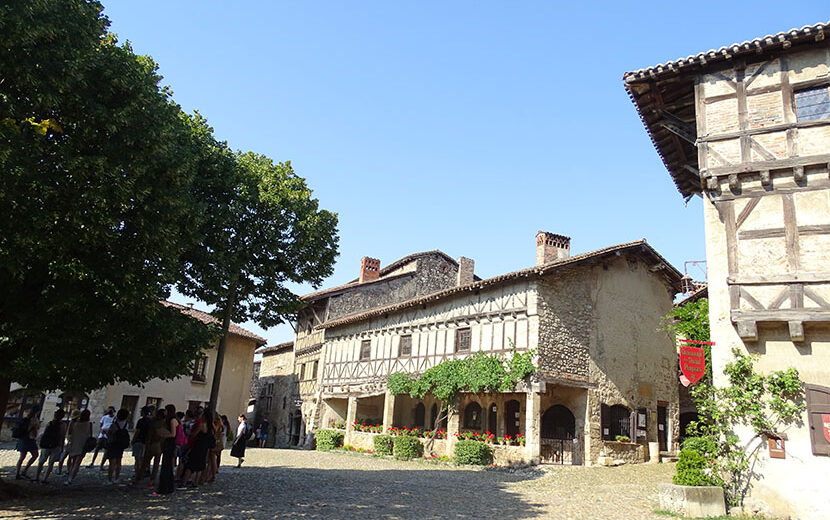 Pérouges